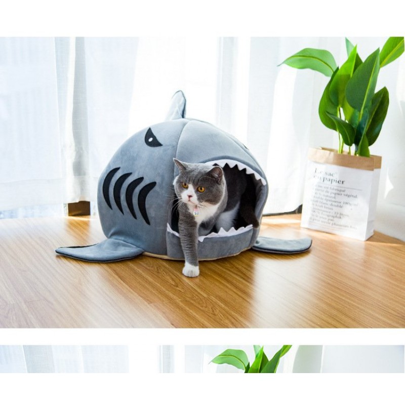Creative Dual-Purpose Shark Pet Bed Small Dogs And Cats Warm Pet Bed